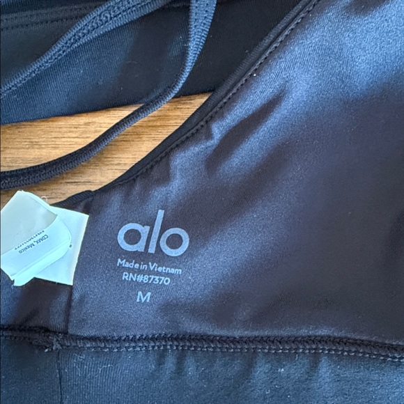 Alo Yoga Alo splendor bra in Tan - Picture 4 of 5